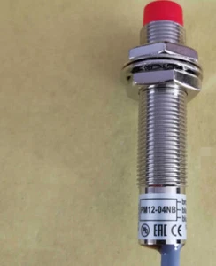 1pc     FOTEK  PM12-04NB  Proximity switch   free  shipping - Picture 1 of 3