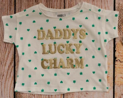 Camisa feminina tamanho 18-24M trevo coração papai amuleto da sorte St. Patricks Crazy 8 nova com etiquetas - Imagem 1 de 3