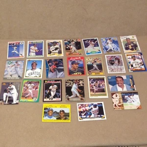 Barry Bonds Baseball Card Lot Pirates Giants - Picture 1 of 8