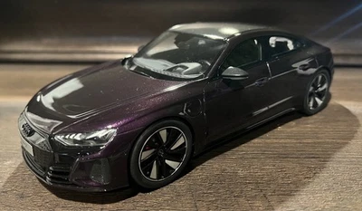 GT Spirit 1/18 - Audi RS E-Tron (Velvet Violet) Resina Modelo Gt Spirit - GT392 Foto 1 de 4