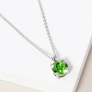 Women’s August Birthstone Pendant Necklace Peridot Crystal Jewelry Gift Green - Picture 1 of 2