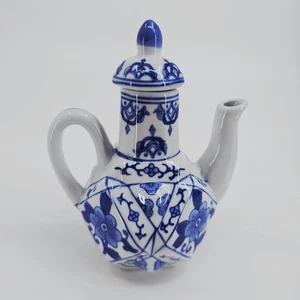 Vintage Small Blue and White Porcelain Tea Pot China Floral Square 7 1/4" - Picture 1 of 9