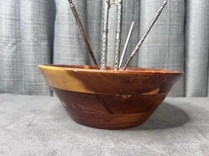 VTG Walnut Wood Nut Bowl 4 Picks Nutcracker Famous One Log House - Picture 1 of 9