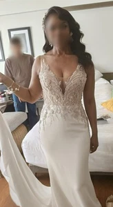 Enzoani Melinda Wedding Dress 10 - Picture 1 of 10