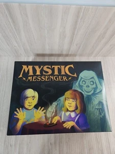 Ghastly Manor Mystic Messenger Brettspiel von Hunt A Killer - HALLOWEEN - Bild 1 von 9