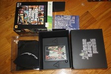 Grand Theft Auto V Collector's Edition (Microsoft Xbox 360) Complete In Box 