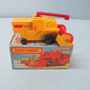 MATCHBOX Superfast  51C Combined Harvester YELLOW / Black Whls / Open Base