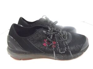 Under Armour Women's Charged  Athletic Sneakers Shoes Black W/ Maroon - Size 11 