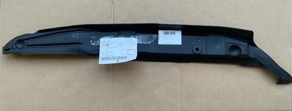 AUDI Q3Guardabarros Delantero Izquierdo Cubierta sellado embellecedo 8U082111A - Imagen 1 de 4