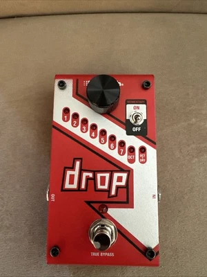 Pedal de efectos DIGITECH DROP Pitch Shifter para guitarra Foto 1 de 4