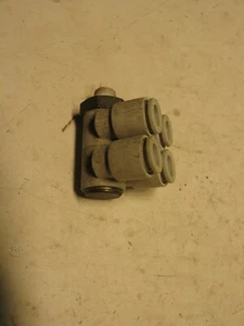 NEU SMC KQ2ZD09-34S DOPPELABZWEIG UNIVERSAL 1/8NPT 9085 - Bild 1 von 5