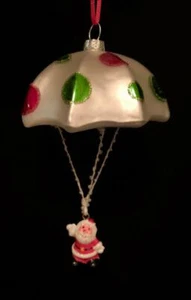 BLOWN GLASS SANTA WITH PARACHUTE CHRISTMAS TREE ORNAMENT~NWT - Picture 1 of 2