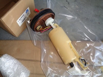 1996-1999 DODGE NEON FUEL PUMP MODULE & LEVEL UNIT OEM ORIGINAL MOPAR R4798485 - Image 1 of 4