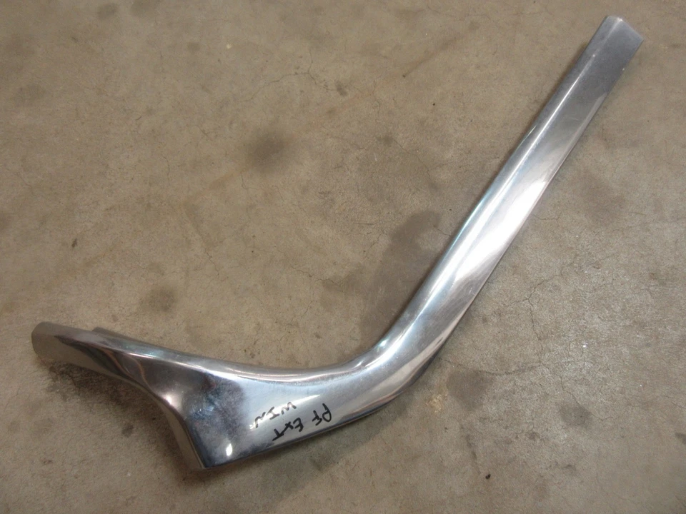 Plymouth Savoy 1958 sedán parabrisas delantero moldura acero inoxidable PF Foto 1 de 3