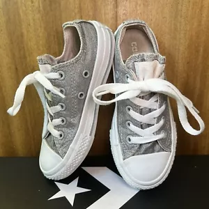 Scarpe da ginnastica Converse Chuck Taylor All Star bambina Ox Low argento taglia bambini 10/EU 27 - Foto 1 di 10