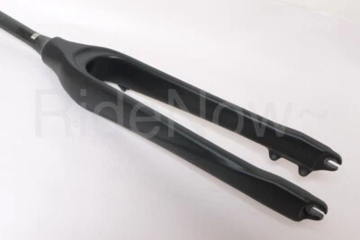 BICICLETA DE MONTAÑA 29ER Bicicleta CARBONO CÓNICO HORQUILLA RÍGIDA Desplegable: 9 mm Negra Foto 1 de 4