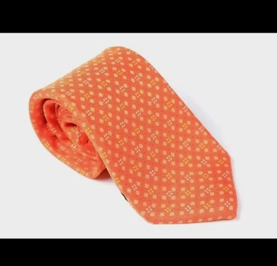 Corbata de seda de lujo Kiton para hombre Foto 1 de 4