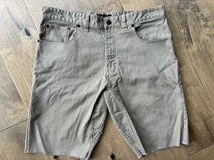 Nike SB Stretch 5-Pocket Skateboarding Cut Off Shorts 933304-235 Men's Size 36 - Picture 1 of 13