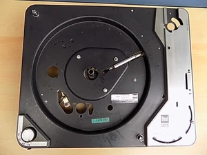 DUAL 1019 Turntable Original Chassis Parts - Picture 1 of 3