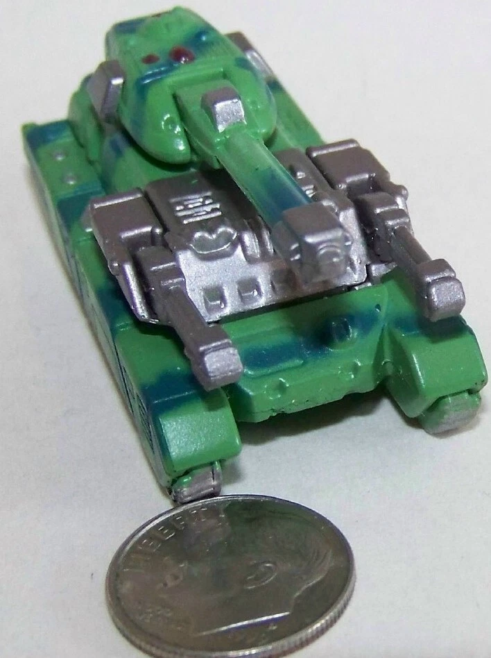 小型微型机器塑料军用彪马背心亮绿色迷彩 — 第 1/4 张图片