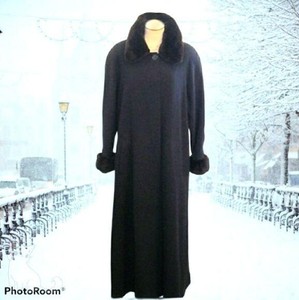 Richards Regular Size Coats, Jackets 
