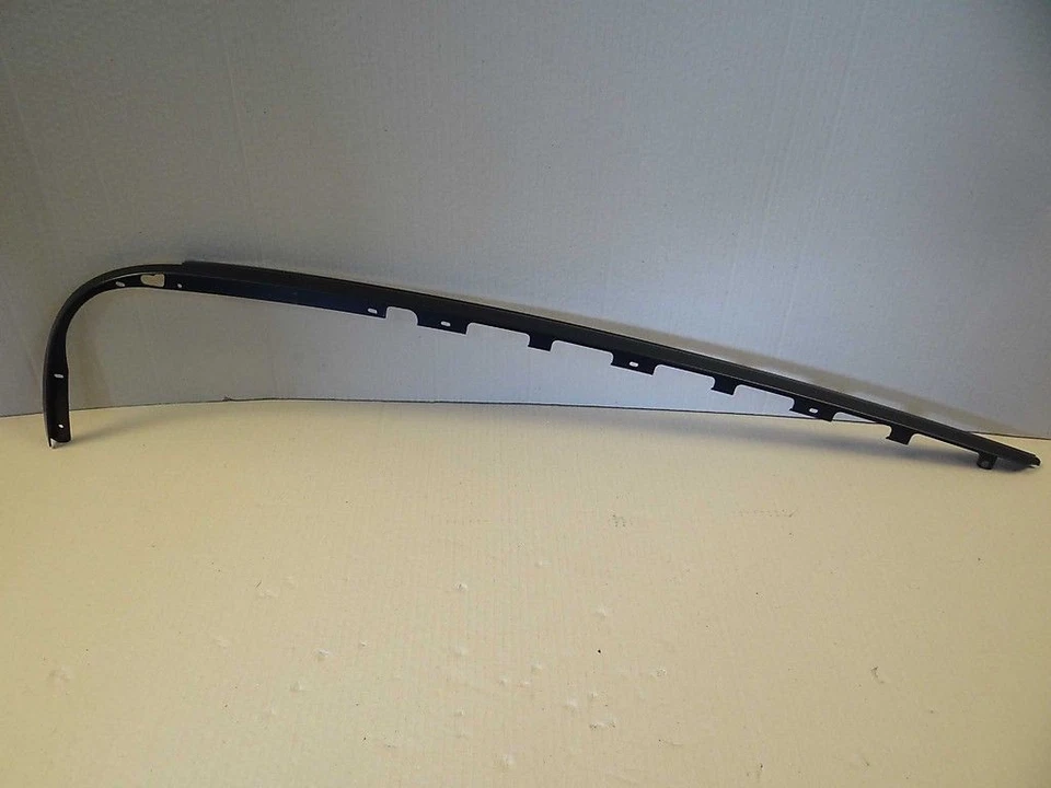 Moldura para ventana Porsche Panamera 97053648107A78 1 Foto 1 de 1