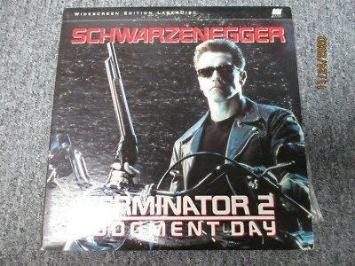 LASER DISC TERMINATOR 2 JUDGMENT DAY WIDESCREEN SCHWARZENEGGER 2 DISC SET VG+ - Image 1 of 4
