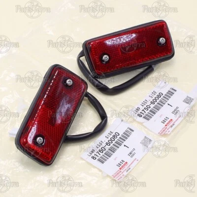 OEM Toyota Land Cruiser Rear Side Marker Lamp Left Right 8176060080 & 8175060080 - Image 1 of 4