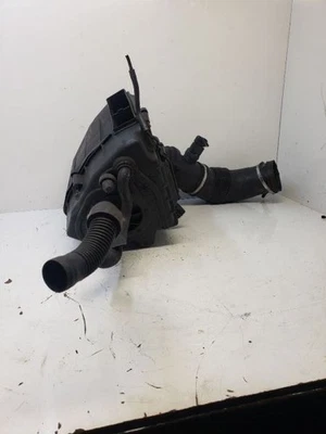 Воздухоочиститель 4,2 л подходит для 07–10 AUDI A8 990716 - Изображение 1 из 4