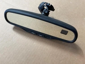 05 Chevrolet Silverado USED Interior Rear View Mirror With Compass - Picture 1 of 9