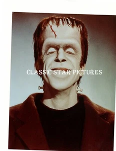 CC31a Fred Gwynne close up The Munsters 1964 8 x 10 color glossy photograph - Picture 1 of 1