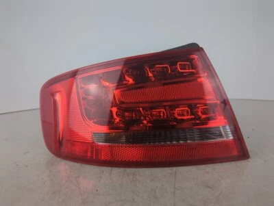 Luz trasera/trasera en carrocería Audi A4 S Line berlina 2007-2015 (lado pasajero) Foto 1 de 4