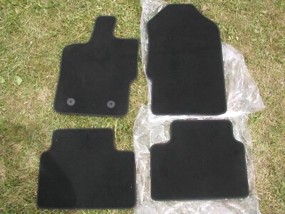 Alfombrilla Ford Ranger 2019-2020 KB3B 2113035 CD3JA6 P375N Lariat LB3B 21130B18 DA3JA6 Foto 1 de 4