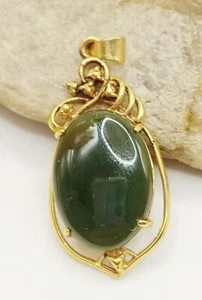 Colgante Chapado en Oro Jade Verde Nefrita Natural Hecho a Mano Gemas Curativas TH Joyería - Imagen 1 de 6