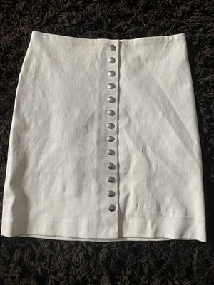 IRO COSTA. Mini-saia. Creme de marfim. Snap Front. Couro de cordeiro tamanho 34, EUA 2 - Imagem 1 de 4