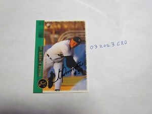 1999 Just Minors Hector Almonte signed Baseball Card