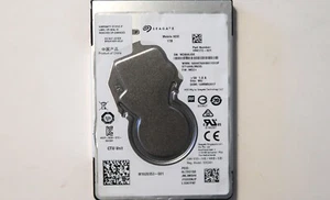 Seagate ST1000LM035 1RK172-921 WU MCC1 China (WDE8) 2.5" 1000gb Sata 10MAR2017 - Picture 1 of 1