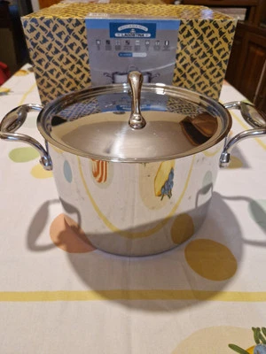 LAGOSTINA PENTOLA con COPERCHIO Accademia Lagostina  22cm  - Immagine 1 di 4