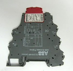 BLOQUE DE RELÉ ABB 1SNA607201R1300 CON RELÉ ENTRELEC 31 810.12 - Imagen 1 de 5