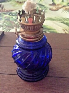 ANTIQUE MINI OIL KEROSENE LAMP LANTERN cobalt blue Glass 5" tall 2.5" base sweet - Picture 1 of 6