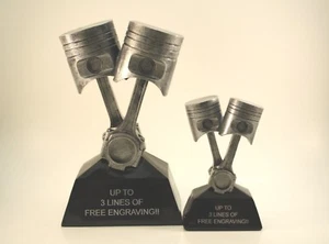 ¡JUEGO DE 2 JUEGOS DE RESINA DE TROFEO DE PISTÓN! ¡GRABADO GRATUITO! - Imagen 1 de 4