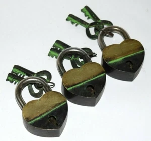 Set Of 03 Pieces Brass Heart Style Lock Each With Key Pair Home Decor Gift EK202 - Picture 1 of 5