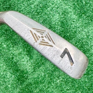 TOP FLITE Tour Ti 7 Iron 37" Muscle Graphite Shaft R70 Light Flex RH Excellent - Picture 1 of 8