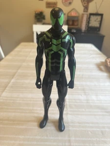 Marvel Titan Hero Series Big Time Spider-Man 12" Figura Verde 2014 Hasbro Rara - Foto 1 di 6