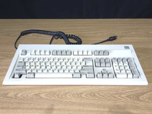 IBM Model M Clicky Keyboard 1390120 21SEP86 1986  - Picture 1 of 6