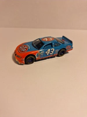 John Andretti #43 STP Pontiac Grand Prix NASCAR 1998, escala 1:64 Foto 1 de 4