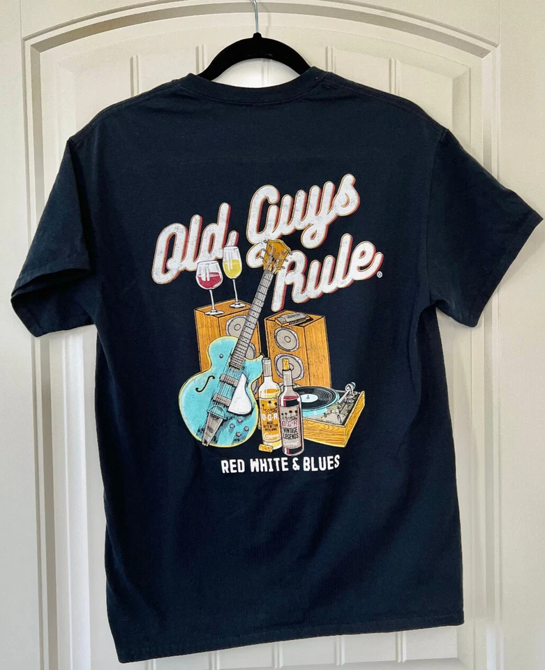 NWOT Old Guys Rule ‘Red, White & Blues’ Guitar & Records Cotton Black Tee Shirt Foto 1 de 4
