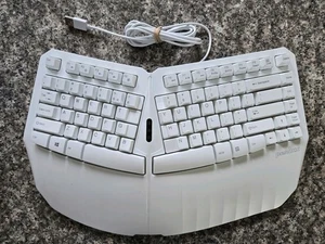 Perixx PERIBOARD-413 White Ergonomic Split Keyboard Wired USB Mini Tested Works - Picture 1 of 6