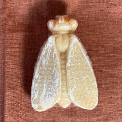 NEW L'Occitane Honey Bee Soap 5.3 oz ~Manosque en Provence Shape Yellow - Image 1 of 4