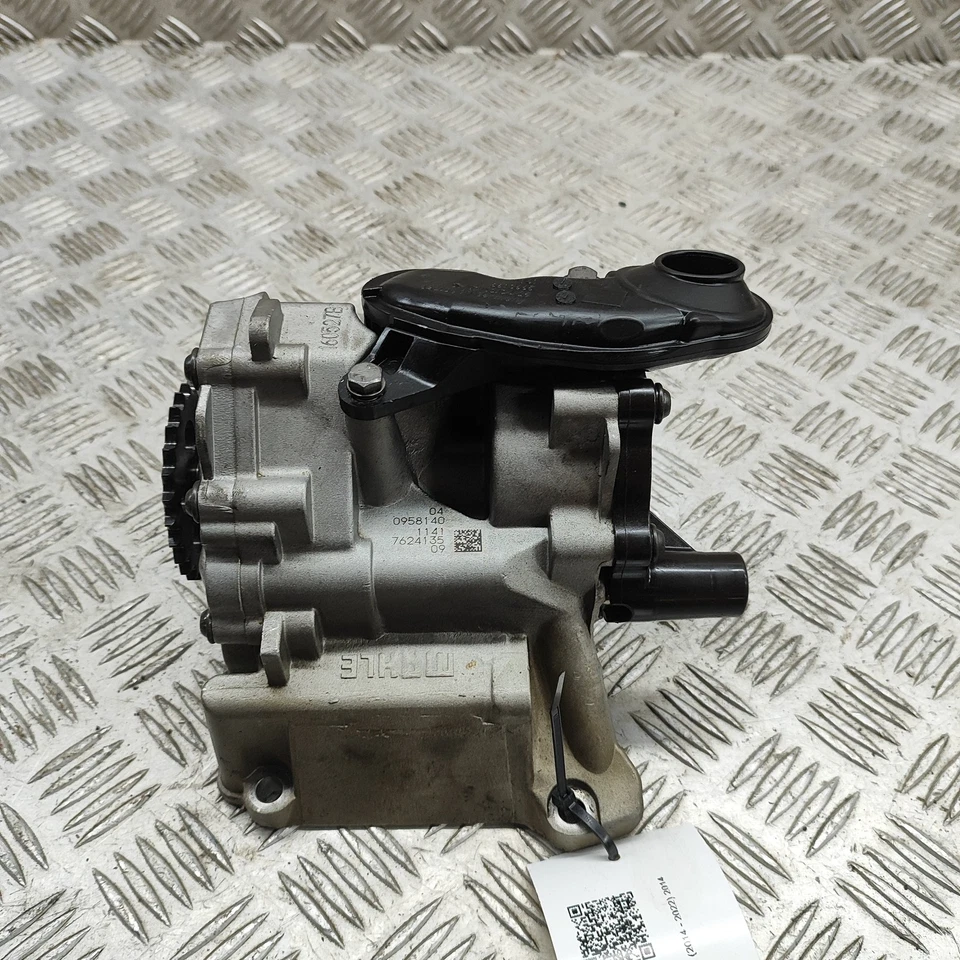 Bomba de aceite BMW X1 F48 7624135 2014 31443963 Foto 1 de 4